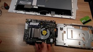 Моноблок ACER Z1-612. Установка 8 Gb RAM и SSD. Разборка.