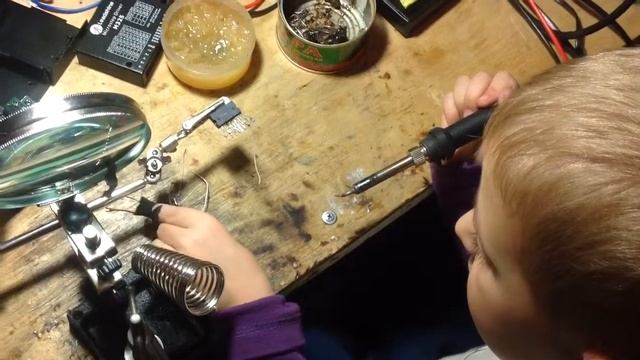 Маленький паяльщик смотреть онлайн