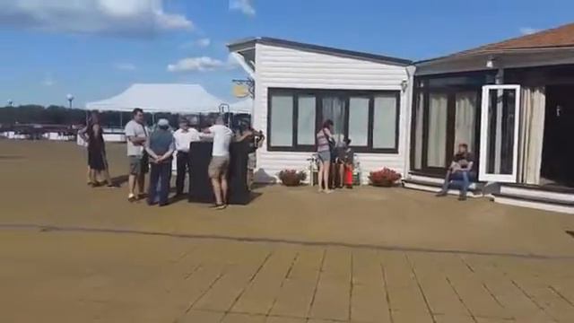 Что ещё делать когда снимают кино? смотреть онлайн