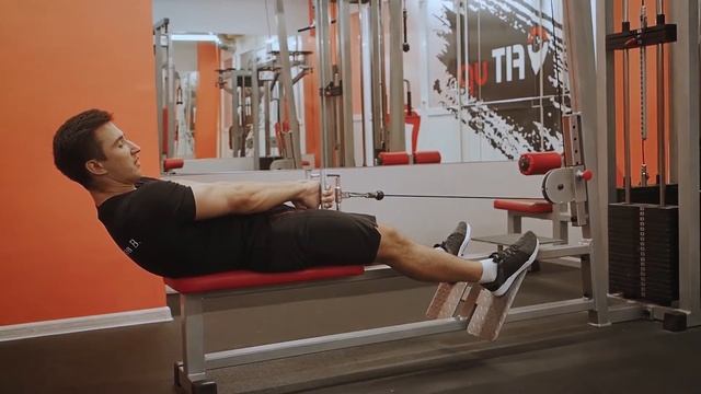 18 протяжка к подбародку на горизонтальном блоке обрытным узким хватом смотреть онлайн