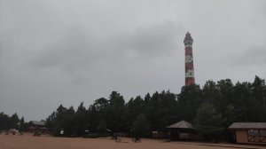 Маяк Осиновец в августовский шторм