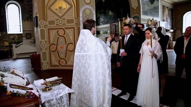 Венчание в красивом соборе смотреть онлайн