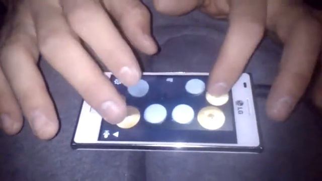 от як можна грати на барабанах))прямо на телефоні))) бажано слухати на буфері.. смотреть онлайн