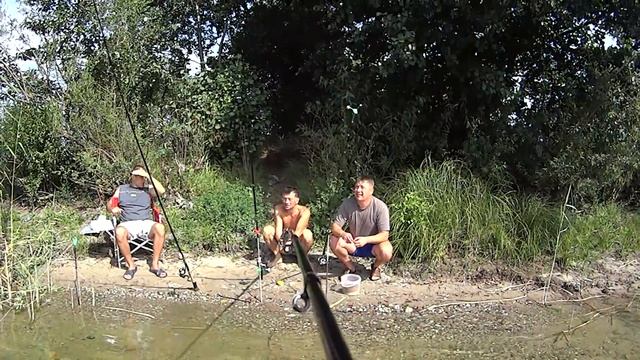 Рыбаки ловили рыбу, а я как всегда хернёй страдал смотреть онлайн