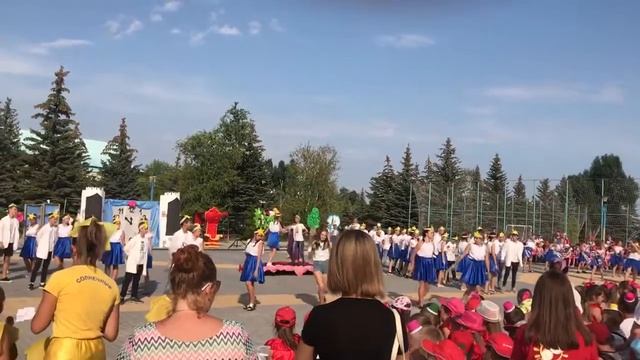 4 отряд. Карнавал "Золушка". Танец звёзд. 3 смена лето 20019 смотреть онлайн