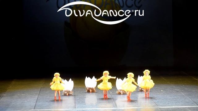 Цыплята Детская современная хореография - танцы для малышей от школы танцев Divadance в СПБ смотреть онлайн