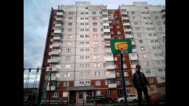 Попал в баскетбольной кольцо спиной вперед смотреть онлайн