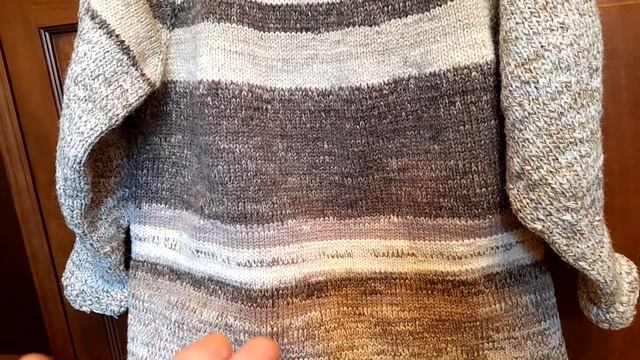 Свитер полосатый из овечьей шерсти готов. Обзор готовой работы 2022 январь. смотреть онлайн