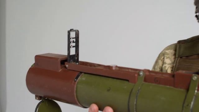 Гранатомет РПГ 22 Підготовка до бойового застосування ручного протитанкового смотреть онлайн