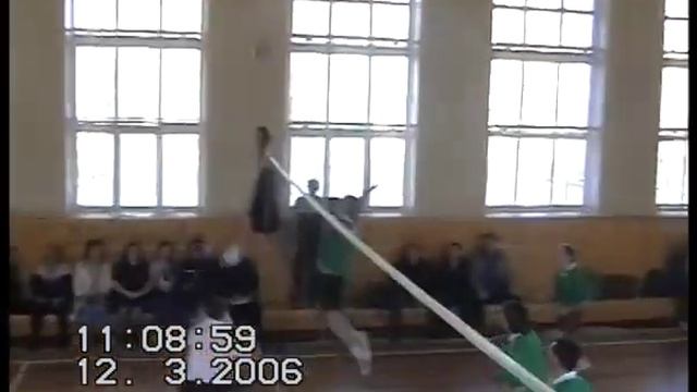 12.03.2006 Волейбол в Туапсе смотреть онлайн