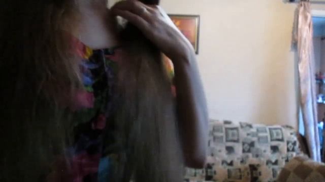 ASMR Hair Brushing,whisper/ АСМР расчесывание волос, шепот