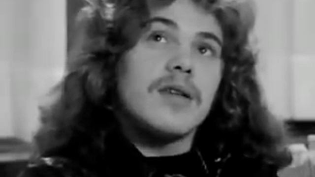Status Quo Interview From 1974 смотреть онлайн