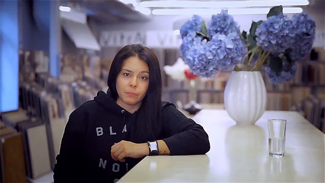 Ламинат для стен вместо обоев и краски смотреть онлайн