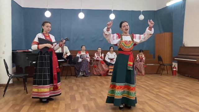 Военные частушки «Я любила сокола» смотреть онлайн