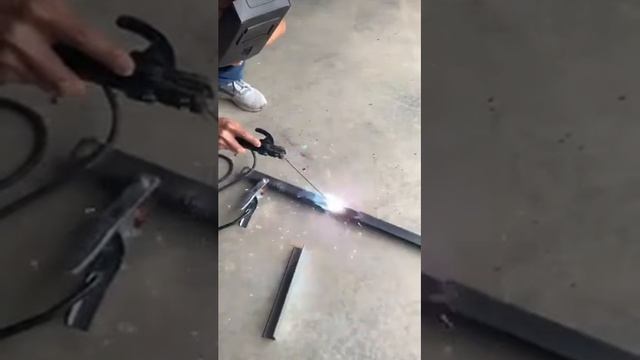 Máy Hàn BasicMáy Hàn điện Tử Mini BASIC 160 Gia đình-Bảo Hành 12 Tháng:0356208000(zalo)