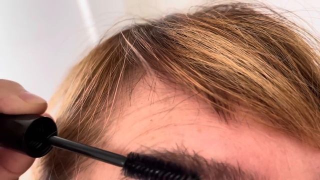 ГУСТЫЕ ВОЛОСЫ /ГУСТЫЕ БРОВИ/БЕЗ ЗАЛЫСИН / НАТУРАЛЬНАЯ КРАСКА / смотреть онлайн