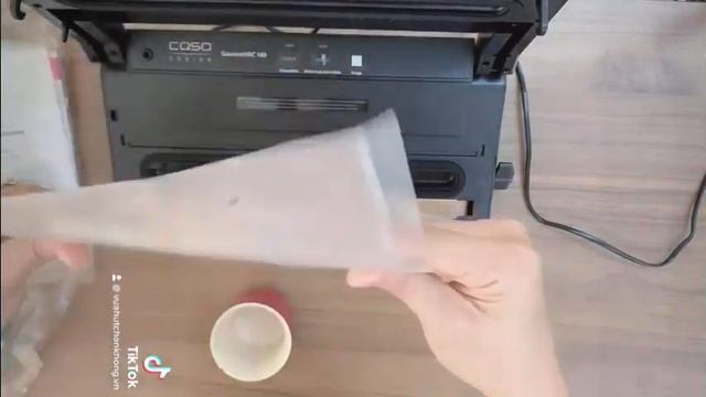 Máy Hút Chân Không Caso GourmetVac 180 Có Thể Hút Bẹp Lon CocaCola?