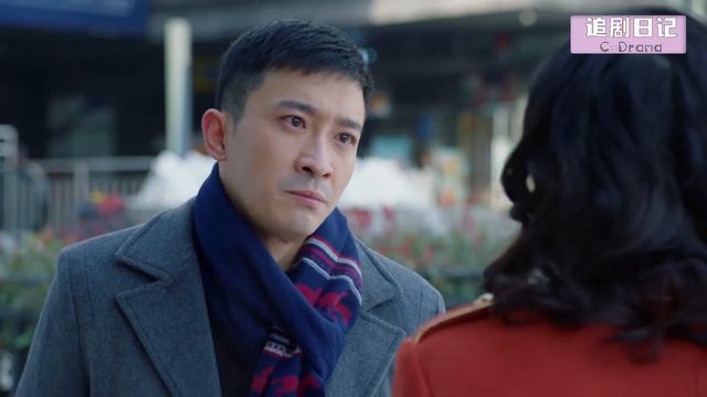 農村姑娘被誤會偷董事長的奔馳車標，哪料董事長竟是她的親生父親！ смотреть онлайн