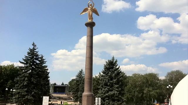 Парк им. Щербакова в г. Донецк. 2011 смотреть онлайн