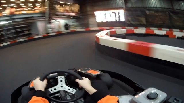 Огненная поездка на картинге. Lonato Karting смотреть онлайн