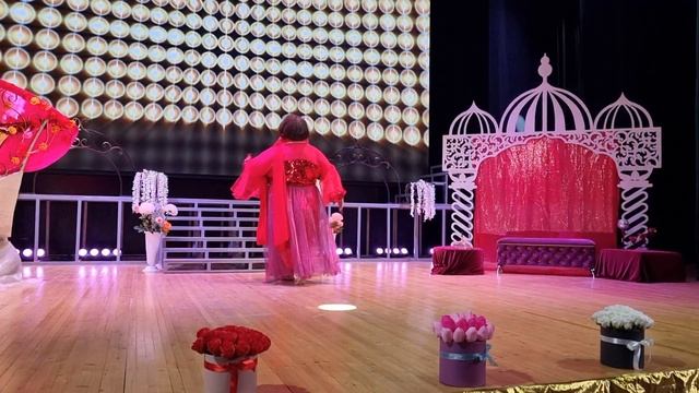 Владимир Иванов - индийский танец. 11 октября, 2022. Сунтар смотреть онлайн