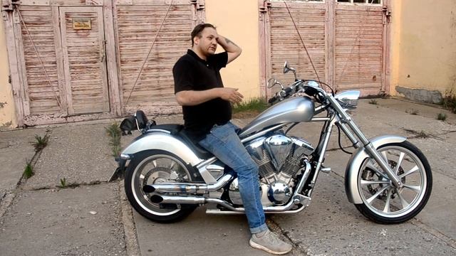 Обзор Honda Fury VT 1300C смотреть онлайн