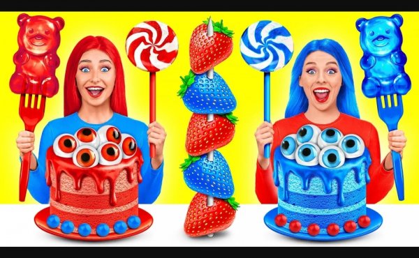 Красная еда vs Синяя еда Челлендж с TeenDO Challenge