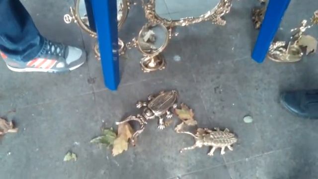 В Ялте на набережной купить бронзовые сувениры смотреть онлайн
