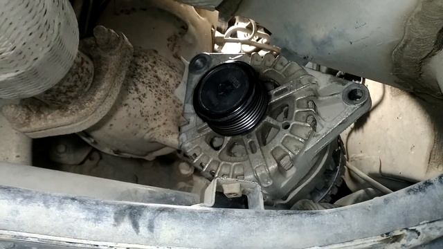 Как снять генератор Kia Sportage 1.7L 2013г смотреть онлайн