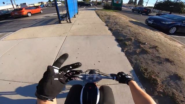 This $600 E-Moto is Street Legal! смотреть онлайн