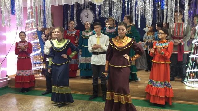 Студия народной песни "Туесок" - "Эх, да зима" смотреть онлайн