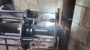 станок для расточки и наплавки валов