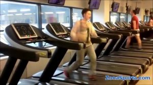 Какая беговая дорожка лучше: механическая или электрическая?