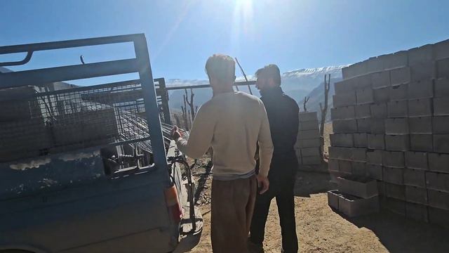 The Adventure Journey Of A Nomadic Father With His Daughter: Carrying Blocks To Build Hassan Castle