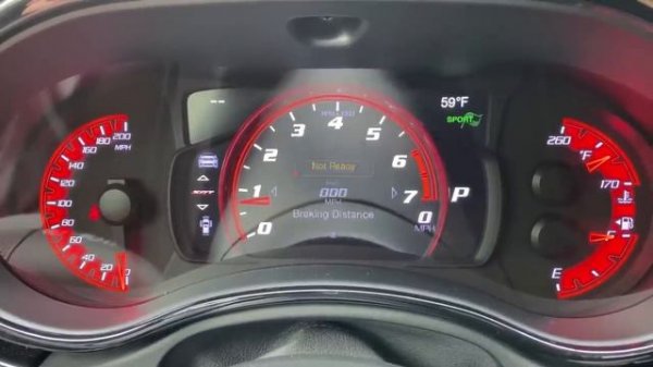 Dodge Durango Hellcat 2021 года - это безумнейший трёхрядный внедорожник насвете.