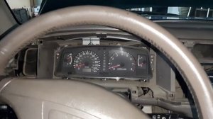 Как снять панель Mitsubishi Montero Sport.