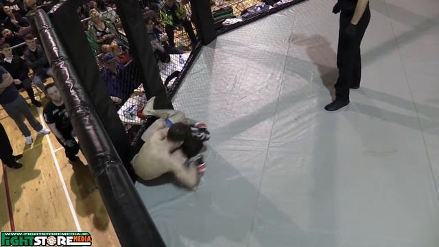 Alex Brophy v Michael Clarke - BattleZone FC 15 смотреть онлайн