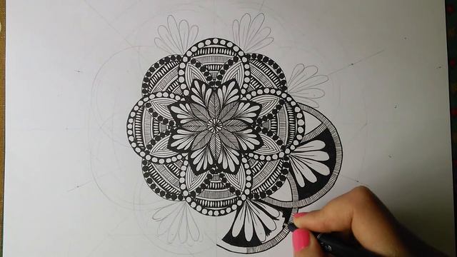 Как нарисовать рисунок антистресс. Мандала смотреть онлайн