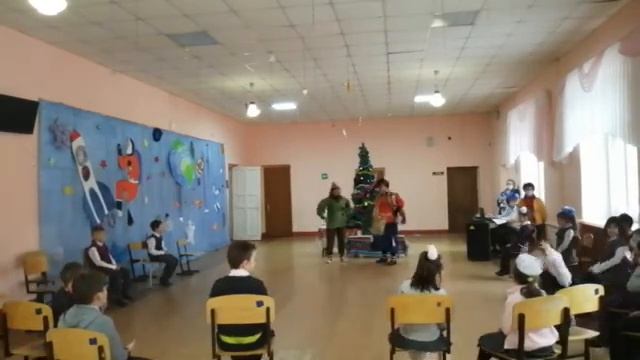 Новогоднее представление " 1 А класс в гостях у сказки" смотреть онлайн