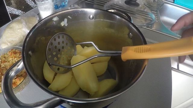 ПОСТНЫЕ ВАРЕНИКИ. ВАРЕНИКИ С ПОСТНОЙ НАЧИНКОЙ смотреть онлайн