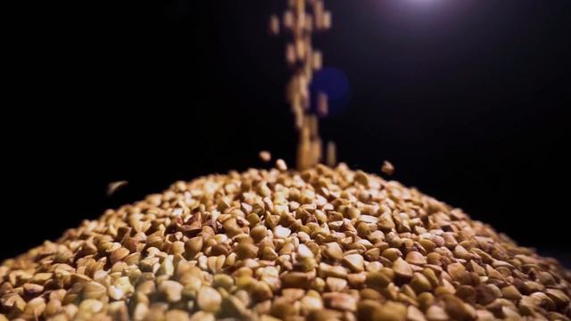 Манка, гречка или овсянка: какую КАШУ лучше есть на ЗАВТРАК? смотреть онлайн