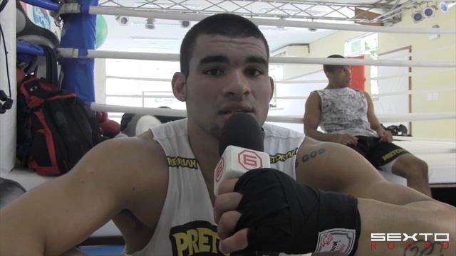 Ronny Markes avalia jogo do rival do UFC on FX 7: "Tem um jogo perfeito pra mim, mas não é bobo" смотреть онлайн