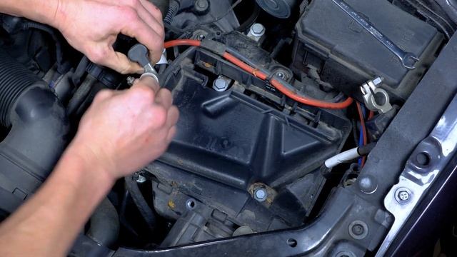 Cómo cambiar la batería POLO 5 1.2 TSI ? смотреть онлайн