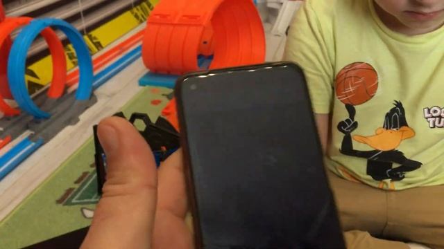 Samsung Z Fold 4 / Распаковка нашего нового телефона и гаджета смотреть онлайн