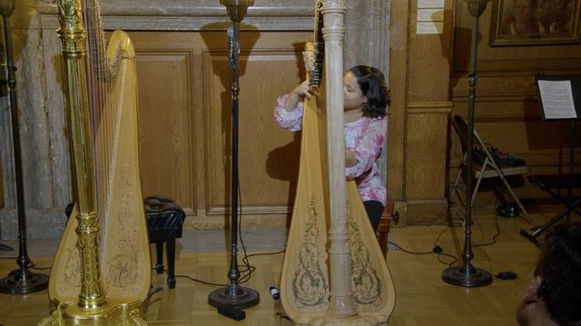 Renée Murphy plays Henriette Renié - Contemplation смотреть онлайн