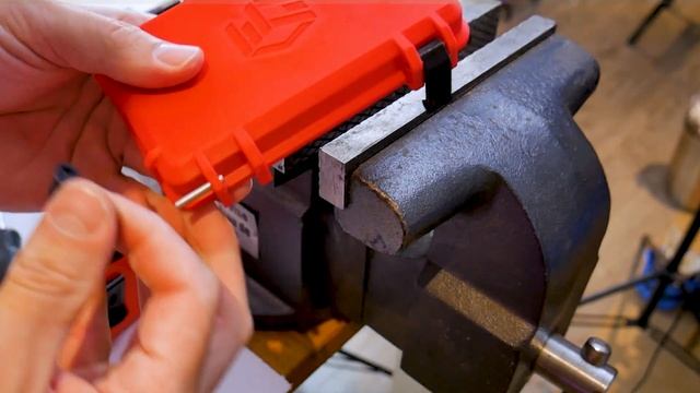 3D Printed Snap Latch Drill Bit Case (Assembly Instructions) смотреть онлайн