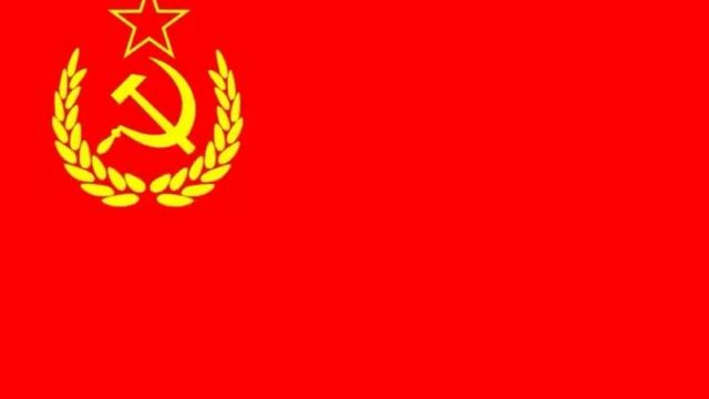 ГИМН СССР(ПЕРДЯЩИЕ БАСЫ) смотреть онлайн