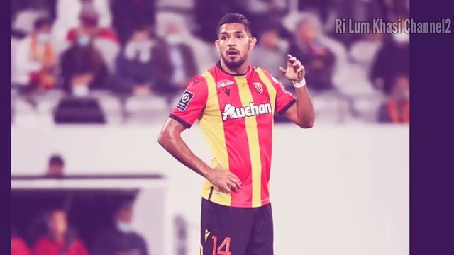 Shah byrngem u Kylian Mbappe bad u Messi shwa ban poi ka sngi ialehkai pyrshah ia ka RC LENS смотреть онлайн