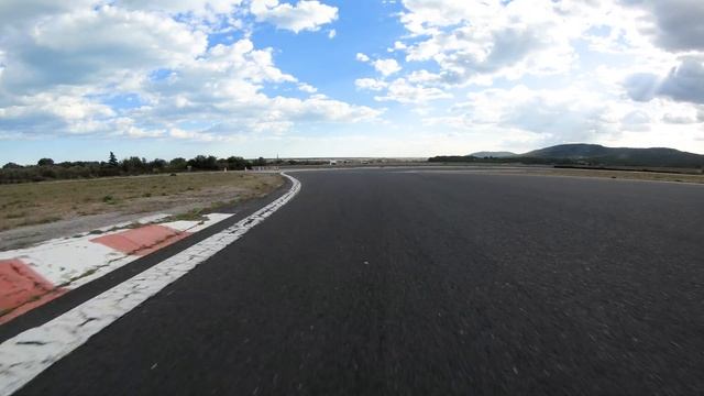 Goodyear Eagle F1 Asymmetric 5 vs Asymmetric 3 vs Continental PremiumContact 6 - In depth test смотреть онлайн
