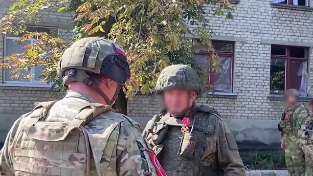 Награждение Командующим войсками ЦВО.mp4 смотреть онлайн